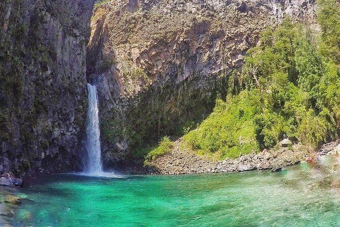 Private Tour Siete Tazas from Santiago - Swimming, hiking, and taking in the waterfalls