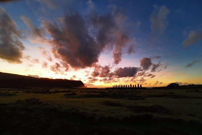 Private Tour: Tongariki Sunrise Experience - Photography at Tongariki