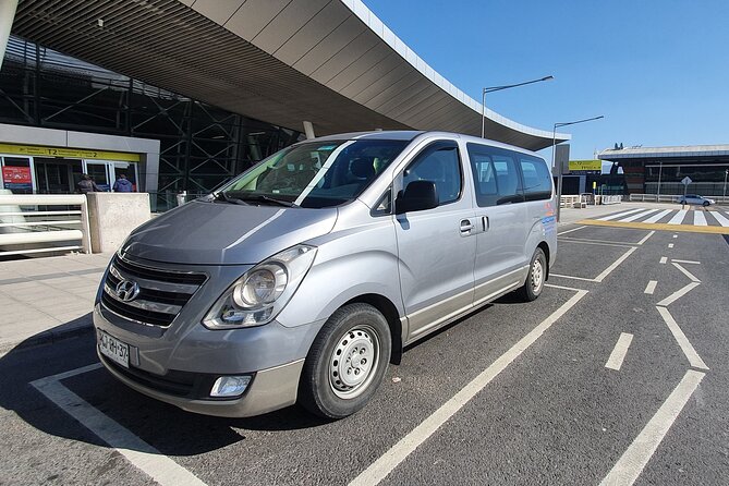 Private Transfer between Santiago and the Airport - Why a prearranged Santiago airport ride helps