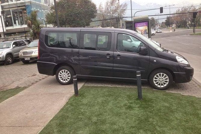 Private Transfer from Santiago Airport to Santiago - What happens from landing to hotel arrival