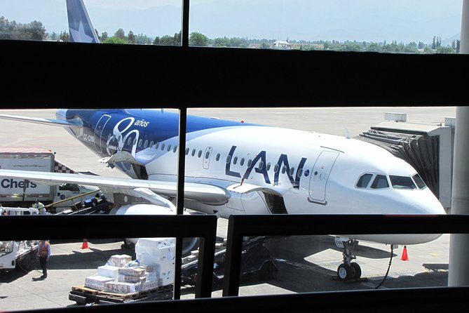 Private Transfer from Santiago Airport to Santiago hotel - Leaving Santiago International Airport without the usual fuss
