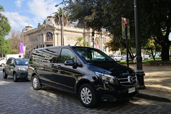Private Transfer from Santiago Airport to Santiago Hotel & V.V. - Why a prearranged airport ride helps in Santiago