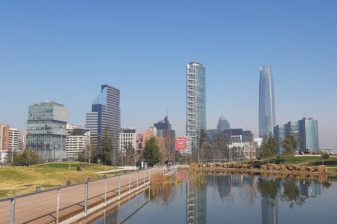 Private Transfer from Santiago Airport to Santiago hotel - A private vehicle for the ride into Santiago