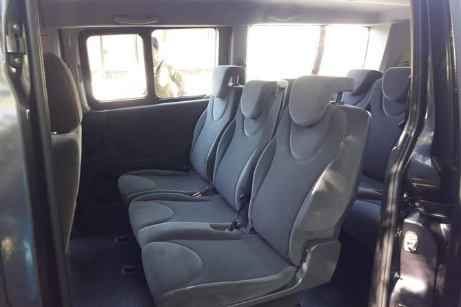 Private Transfer from Santiago Airport to Santiago - The airport meeting point is the make-or-break detail