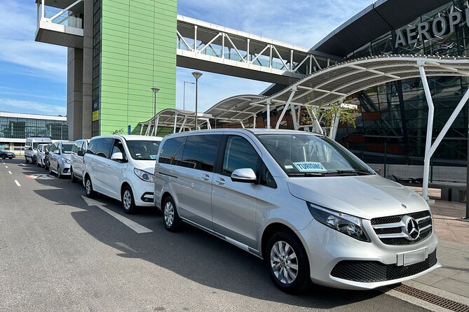 Private transfer to or from Santiago SCL Airport - A simple airport ride with one important job