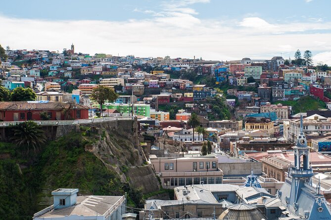Private Valparaíso and Viña del Mar + Boat Ride + Sparkling Wine - Who should book this experience?