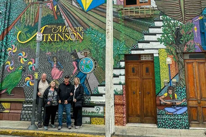 Private Valparaíso Day Tour with Wine or Coast Option - La Sebastiana and the Neruda connection
