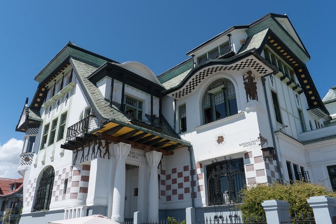 Private Valparaíso Day Tour with Wine or Coast Option - Concón and Cochoa: the coastal choice