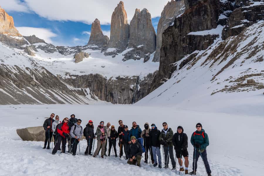 Puerto Natales: Base of the Towers Trekking Experience - The return walk and the late ride home