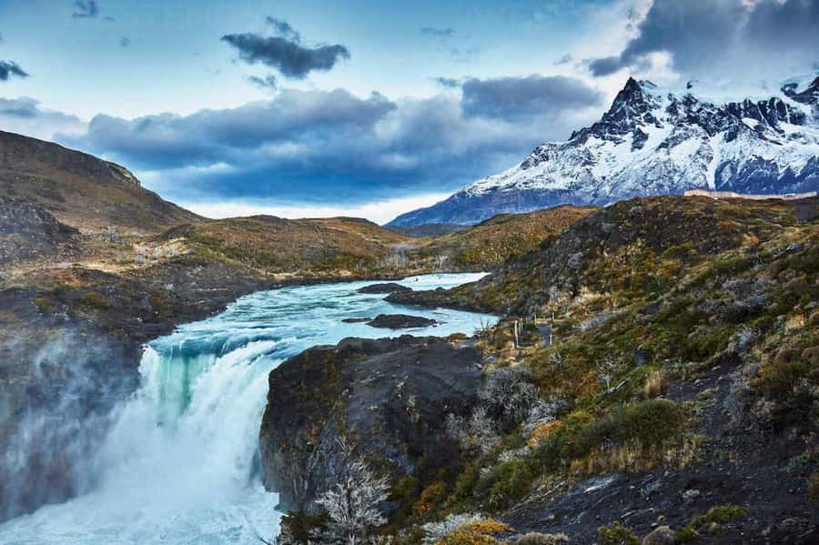 Puerto Natales: Full Day Torres del Paine + Milodon Cave - The Cuernos viewpoint and changing park conditions