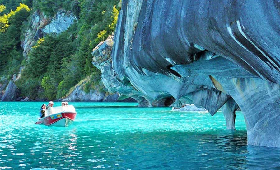 Puerto Tranquilo: Capillas de Mármol + Cathedral Boat Trip - From the meeting point to the dock