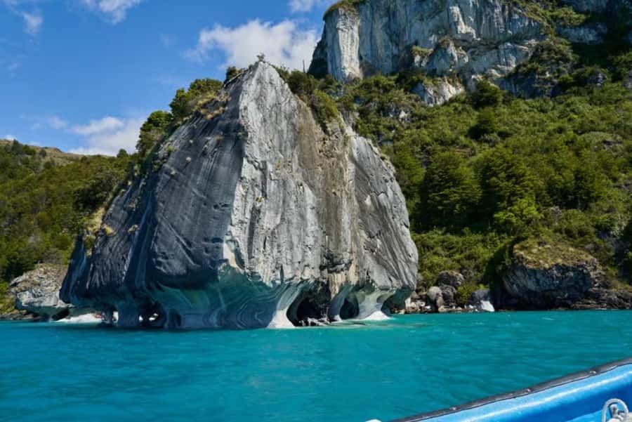 Puerto Tranquilo: Marble Caves Boat Tour - Seeing the marble formations from the water