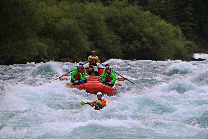 Rafting Azul a Macal - Futaleufu River - Starting at Bochinche Expediciones in Futaleufu