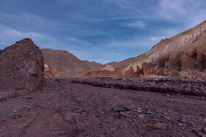 Rainbow Valley Tour, Yerbas Buenas Petroglyphs - Half Day Tour - Rainbow Valley, where the rock changes color