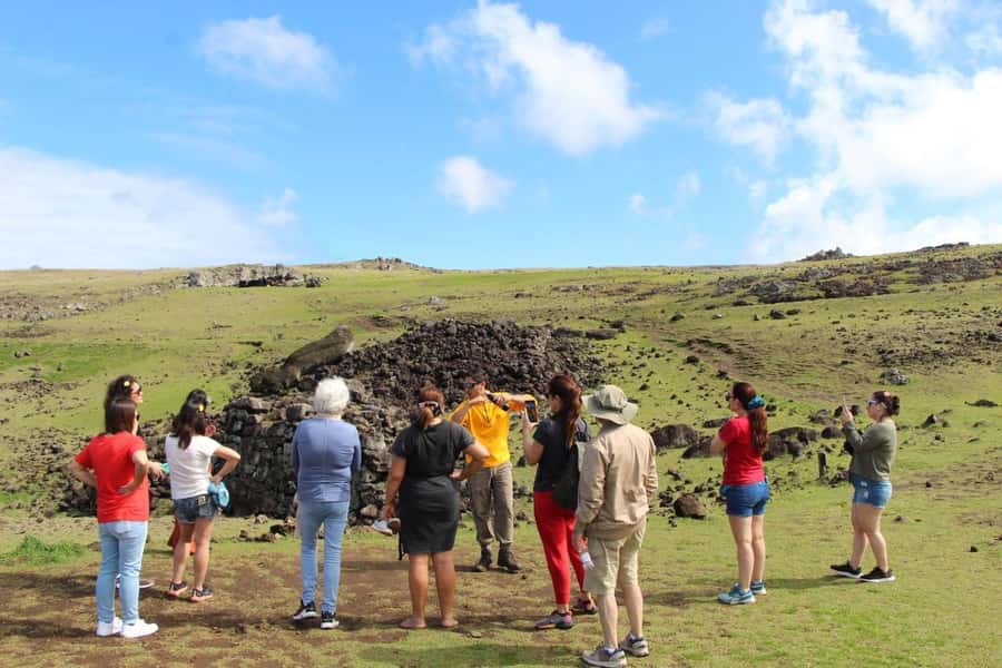 Rapa Nui: 3 Excursions with Hotel Transfers - Ahu Tongariki and fifteen moai by the sea