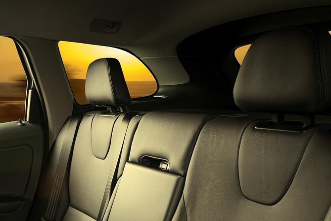 Roundtrip Private Transfer from Santiago Airport (SCL) - Communication Is the Main Part of the Experience