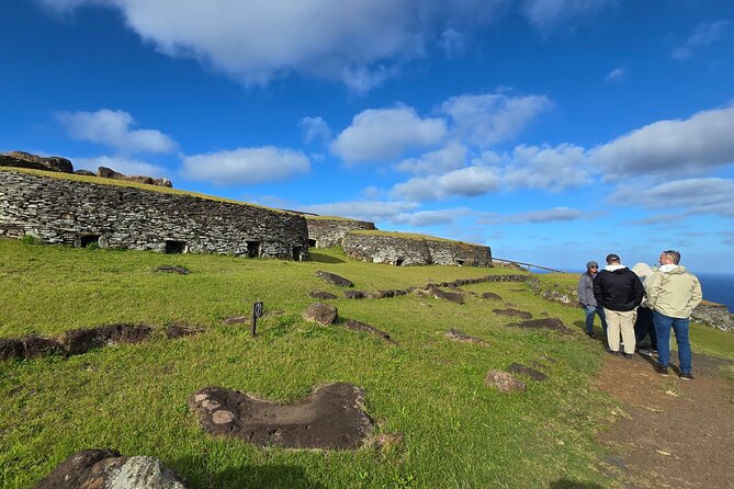 Sacred Horizons - 2 MUST VISIT full-day tours + lunch - Day two: the island’s greatest moai sites