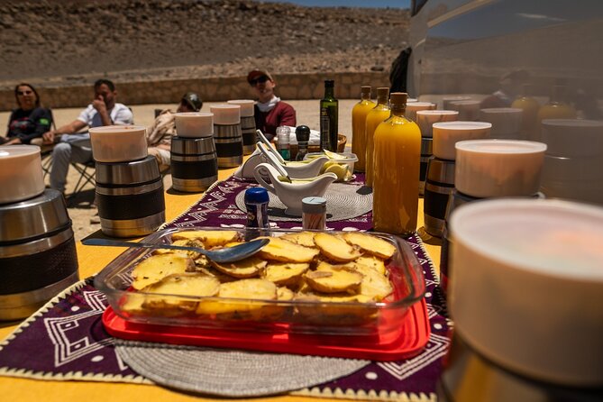 Salares Route: Imperdible Adventure in the Heart of Atacama - Monjes de la Pacana and the Indian Stone