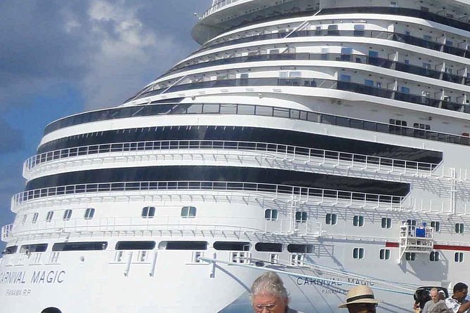 San Antonio Port to Santiago Airport or Hotel Private Transfer - Why the private format may be worth the price