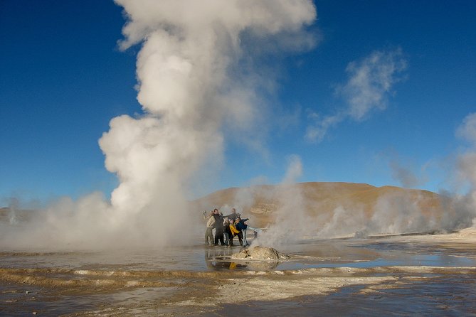 San Pedro de Atacama: 2-Day tour visiting Tatio Geysers & the Moon Valley - Calama Airport to San Pedro in 90 minutes