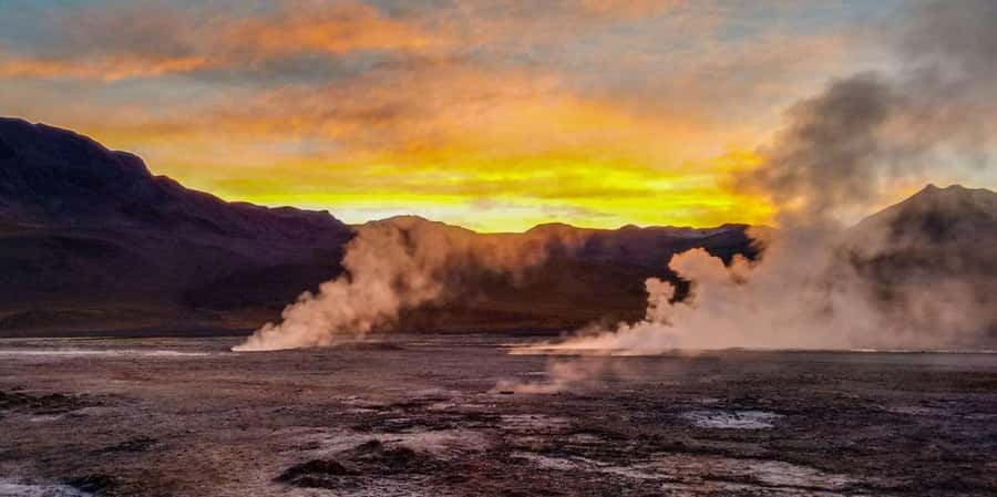 San Pedro de Atacama: El Tatio Geysers & Machuca Lagoon Trip - Seeing more than 100 craters at El Tatio
