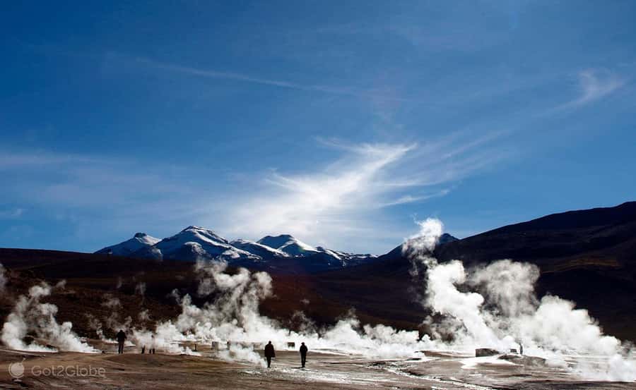 San Pedro de Atacama: Excursion to the Tatio Geysers - Putana Valley and a lagoon with flamingos