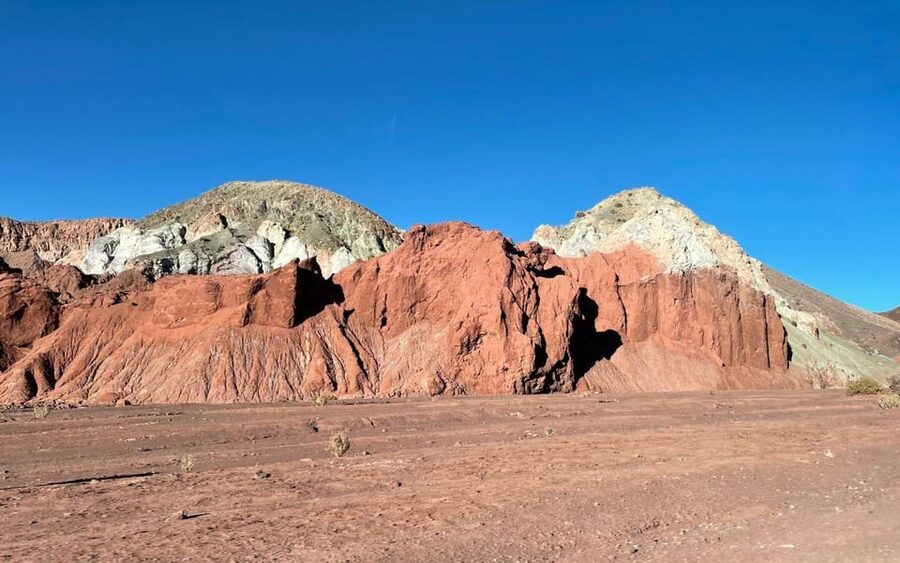 San Pedro de Atacama: Rainbow Valley and Petroglyphs Tour - Breakfast before the hike