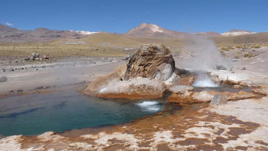 San Pedro de Atacama: Tatio Geysers and Machuca Tour - The ride from San Pedro to the high Andes