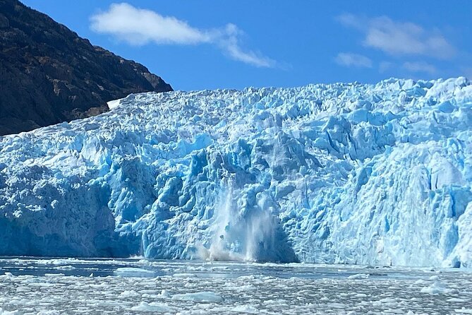San Rafael Glacier Lagoon Cruise with Breakfast, Lunch & Whisky - Reaching San Rafael Lagoon National Park