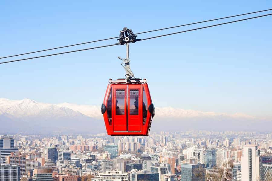 Santiago: 1-Day Hop-On Hop-Off Bus and Cable Car Ticket - Stops 2 and 8: parks, fountains, and the Mapocho River