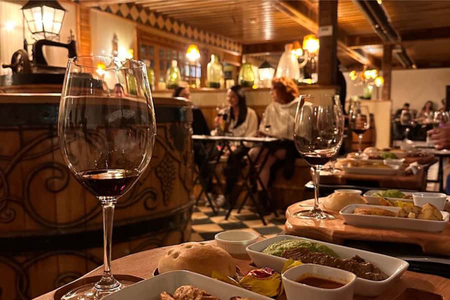 Santiago: Alyan Winery Sunset with Wine Tastings and Dinner - What to bring and what to leave behind