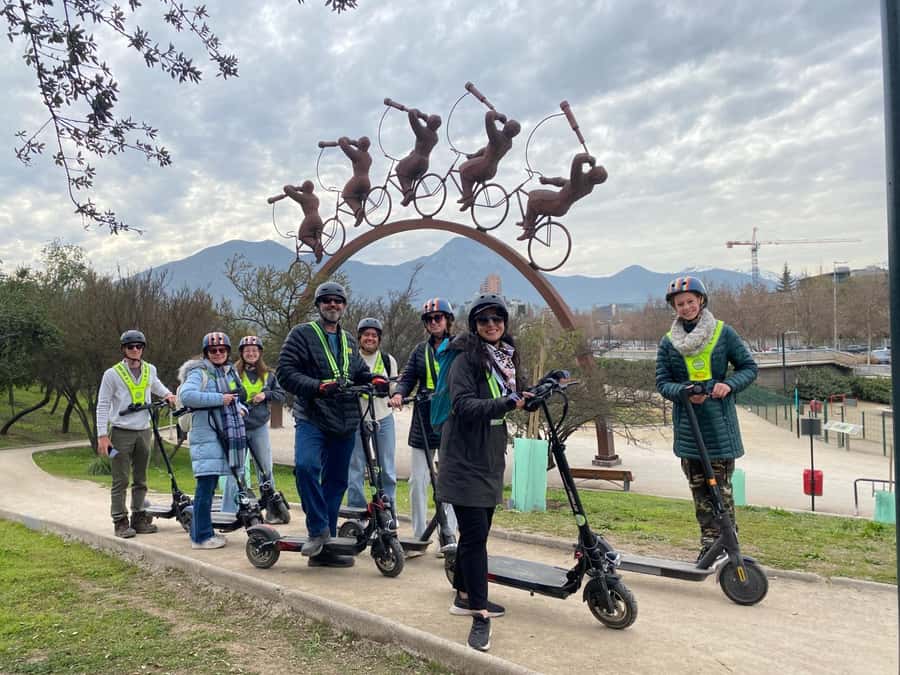 Santiago by Scooter: A Journey between Nature and Urbanism - Rolling through Bicentennial Park