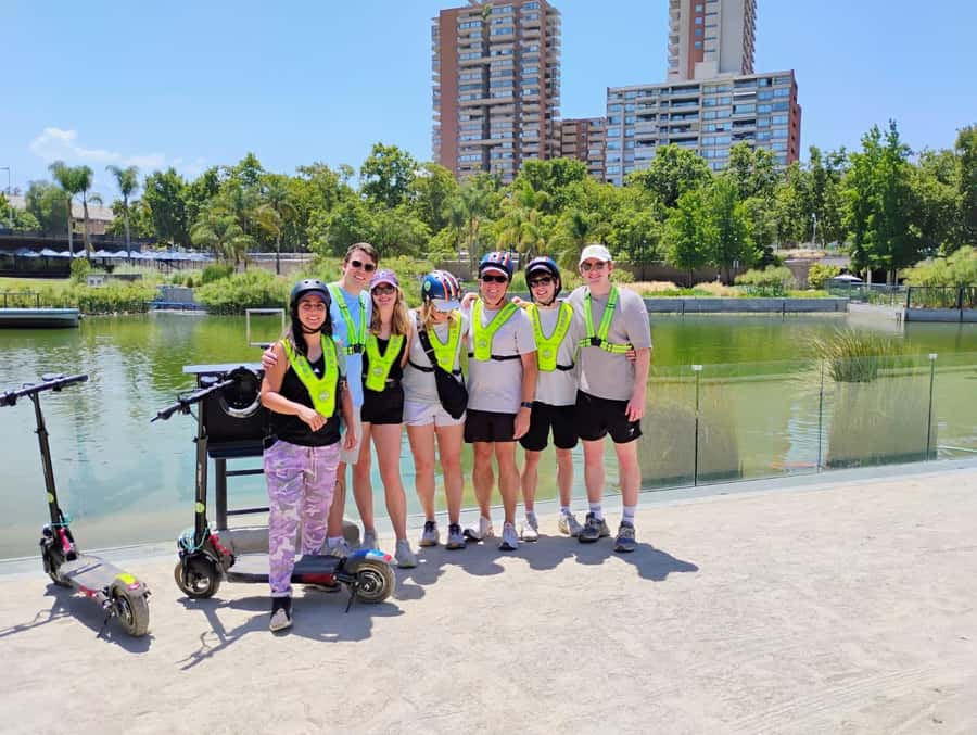 Santiago by Scooter: A Journey between Nature and Urbanism - What the $83 price really covers