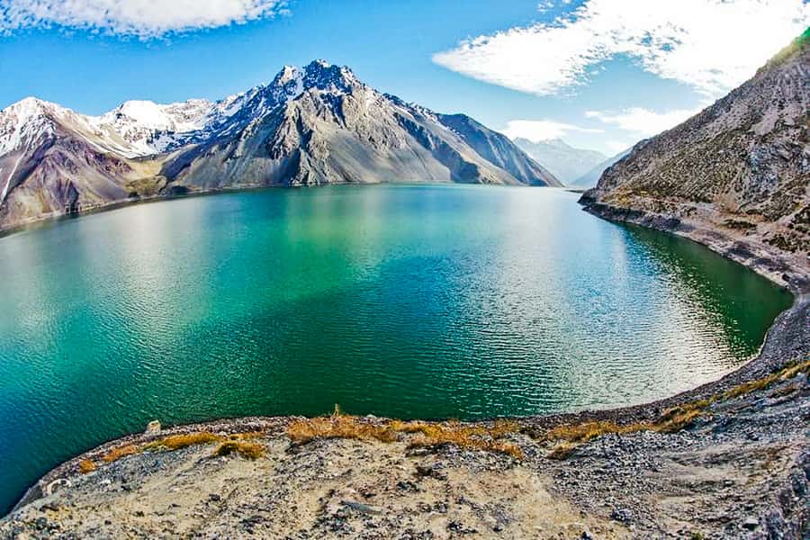 Santiago: Cajon del Maipo/Embalse del Yeso Tour with Picnic - The included picnic beside the reservoir
