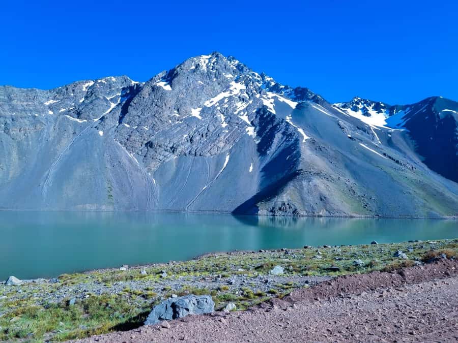 Santiago: Cajon del Maipo & Embalse El Yeso Trip with Picnic - The picnic: a welcome social break