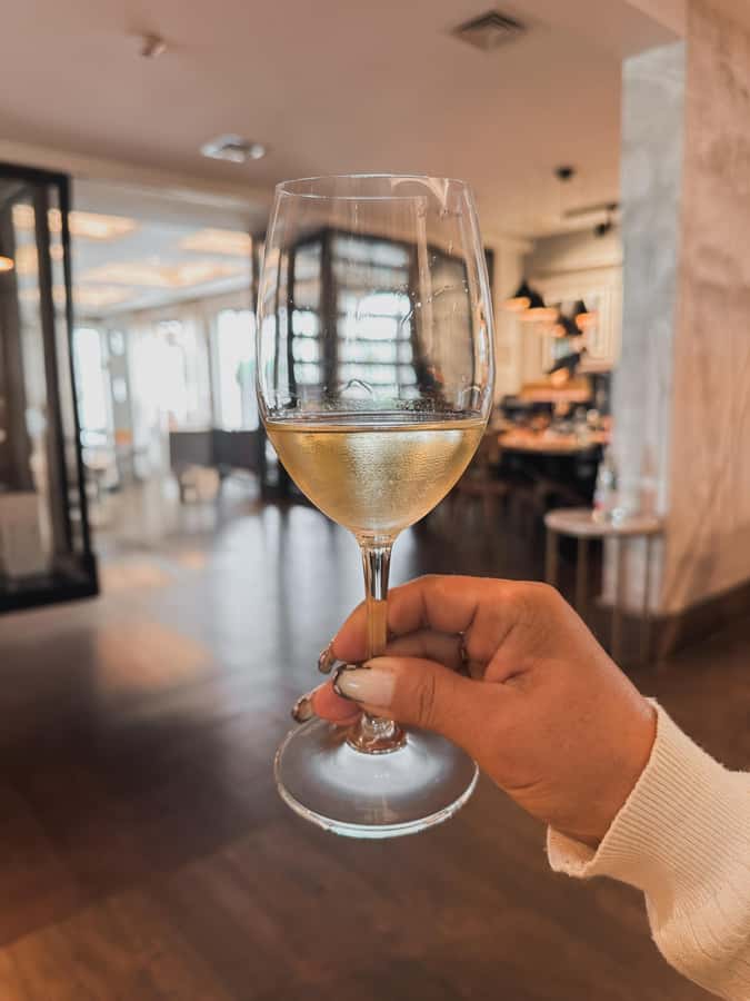 Santiago: Casa del Bosque Winery with Tasting and Lunch - Key points to know before booking