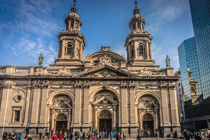 Santiago city experience: Walking tour, Market visit, Lunch & Coffee included - The Piojera and Chile’s terremoto