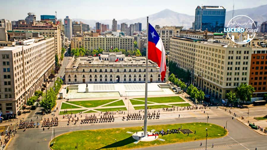 Santiago: City Highlights Walking Tour - Plaza de Armas and the Cathedral