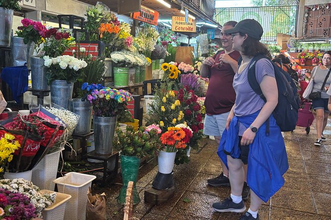 Santiago Culinary adventure, eat and drink like a local! - Plaza de Armas: Santiago history with a hot dog stop