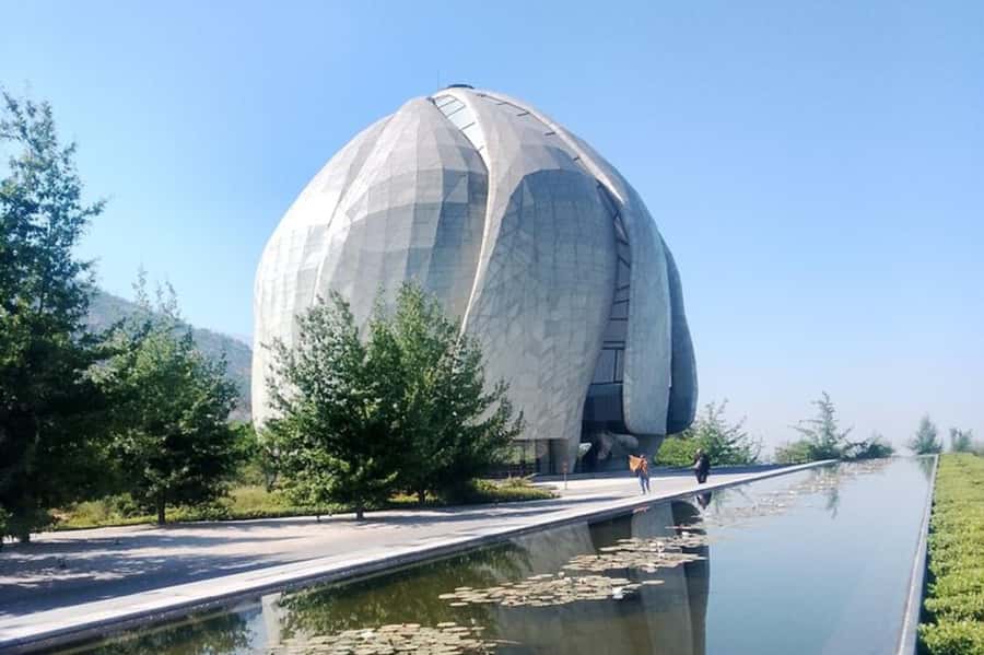 Santiago de Chile: Half-Day City Tour with Local Cuisine - Why this five-hour route works for a first look
