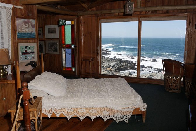 Santiago: Full-Day Neruda's Route Tour, include entraces to museums - Casa Museo Isla Negra and the Pacific coast