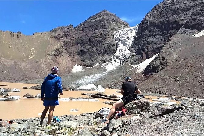Santiago: Full day Trekking to El Morado glacier, include hot springs entrance. - Leaving Santiago for Cajón del Maipo