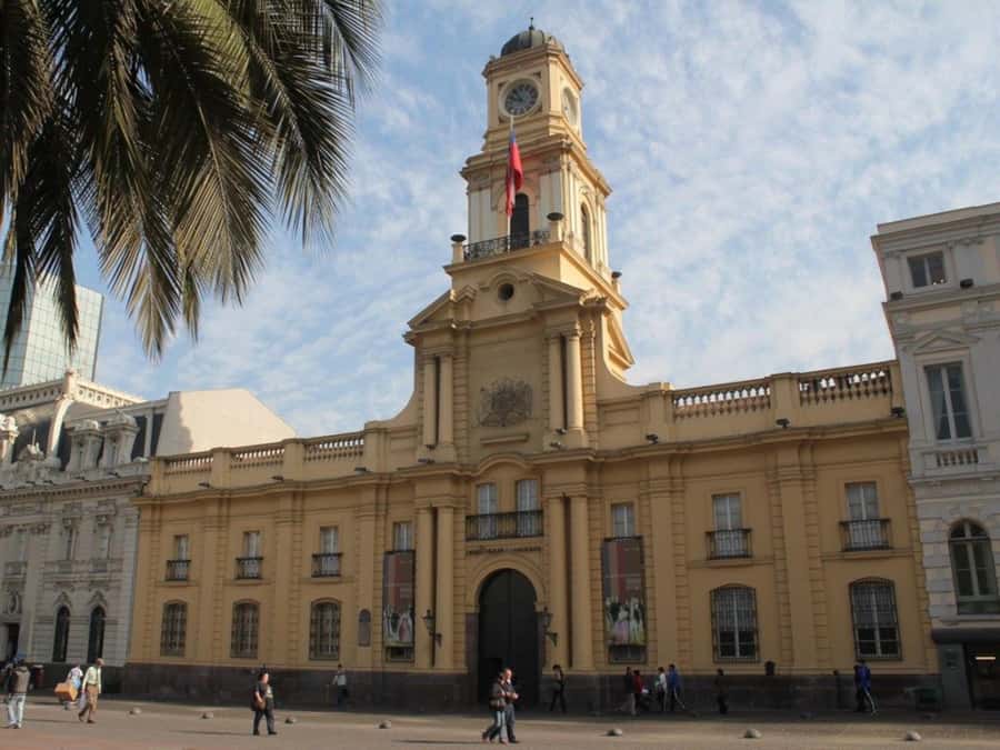 Santiago: Guided City Tour through the historic center of Santiago - Santiago Metropolitan Cathedral and the religious center