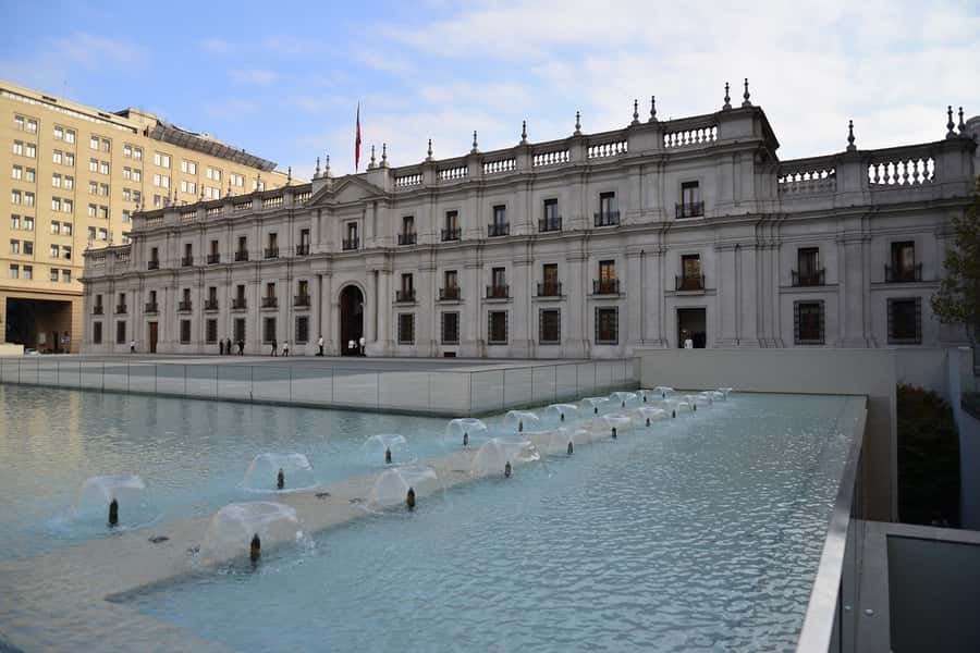 Santiago: Guided Full-Day Walking Tour with a Chilean Lunch - Cerro San Cristóbal and the city from above