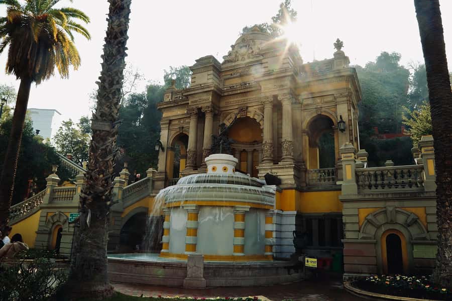 Santiago Half-Day Walking Tour with Hotel Pick up & Brunch - Plaza de Armas and the Cathedral
