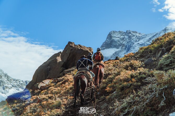 Santiago: Horse riding experience with Chilean BBQ all-included - Leaving Santiago for Cajón del Maipo