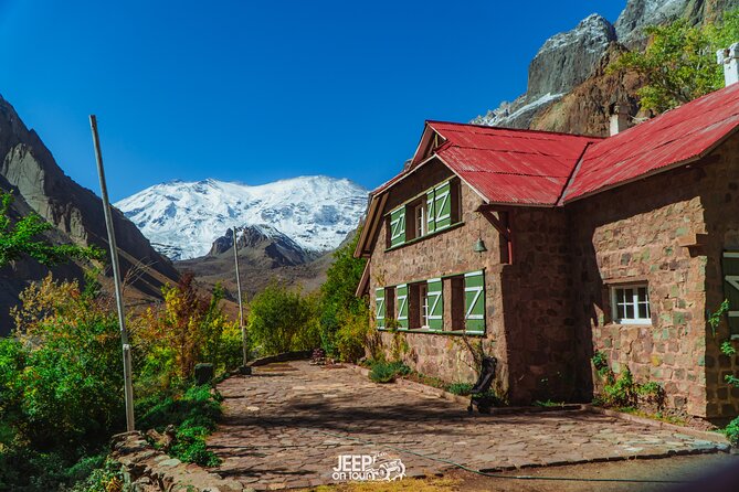 Santiago: Horse riding experience with Chilean BBQ all-included - Sunset in the Andes