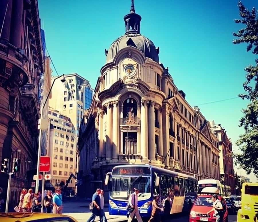 Santiago : Must-See Sites Walking Tour With A Guide - Courts, Congress, and the city’s public institutions
