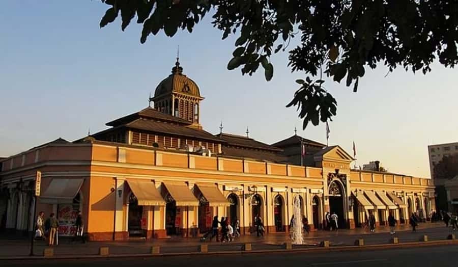Santiago : Must-See Sites Walking Tour With A Guide - Bandera Avenue and the 1893 Stock Exchange