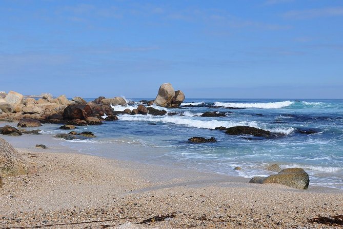 Santiago: Private full day tour Pomaire & Isla Negra, include entrace - Arriving at Casa Museo Isla Negra